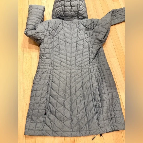 The North Face ThermoBall Insulated Jacket — Women’s Small — Gray - Picture 5 of 7